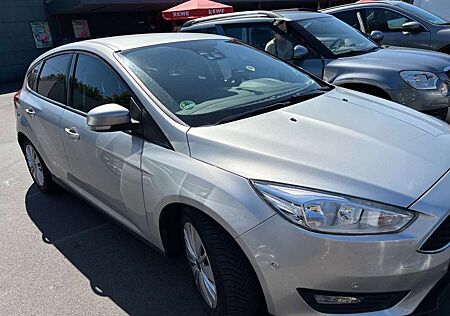 Ford Focus 1.0 EcoBoost Start-Stopp-System Trend