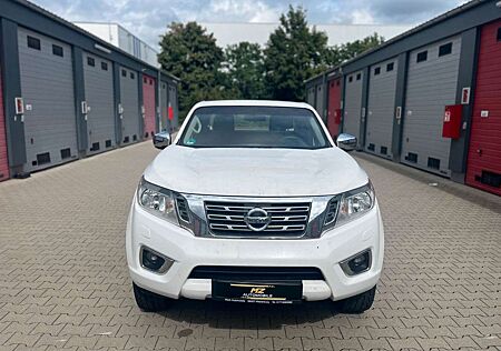 Nissan Navara NP300 Acenta King Cab 4x4 1 HAND