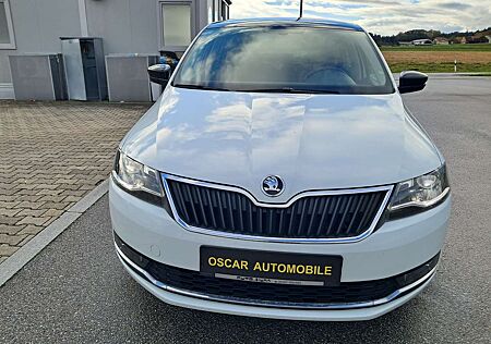 Skoda Rapid /Spaceback Style-Automatik-Sitzheizung-Panoramadach-