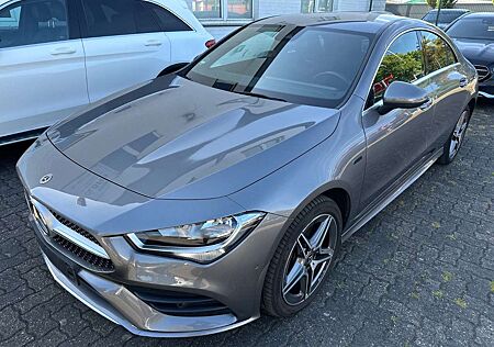 Mercedes-Benz CLA 250 e 8G DCT AMG Line MBUX Navi CarPlay