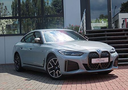 BMW i4 M50 Leder Memory Ambiente Widescreen Carbon