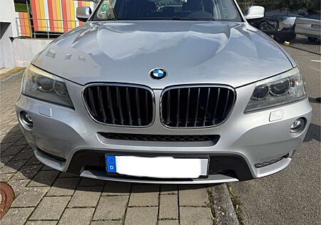 BMW X3 xDrive 20 d + AHK