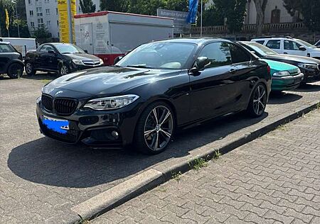 BMW 225 d M Sport