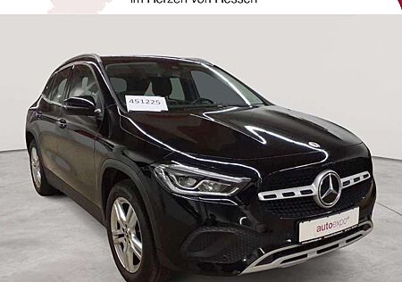 Mercedes-Benz GLA 250 e 8G- Navi LED ParkP KAM SHZ