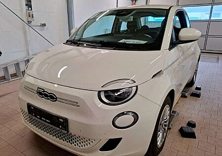Fiat 500E 320 Km Reichweite Navi - Klimaautomatik