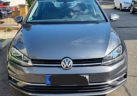 VW Golf Volkswagen 1.6 TDI (BlueMotion Technology) Comfortline