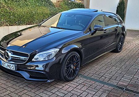 Mercedes-Benz CLS 63 AMG CLS Shooting Brake 63 AMG S 4Matic AMG SPEEDSH MCT