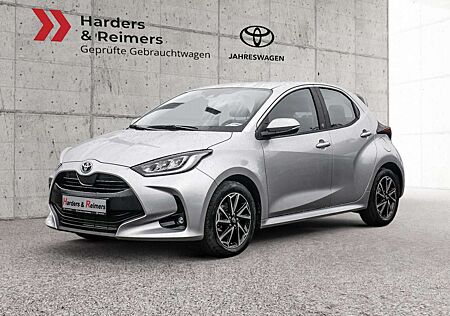 Toyota Yaris Hybrid 1.5 VVT-i Team D KAMERA ACC LED