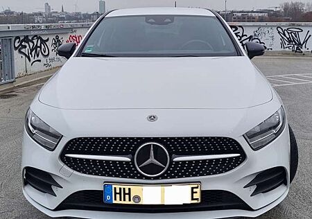 Mercedes-Benz A 250 e 8G-DCT AMG Line / dist / AHK