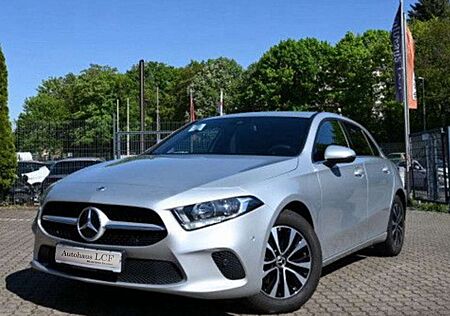Mercedes-Benz A 180 A -Klasse 1.Hd Leder Navi Autom. Keyless