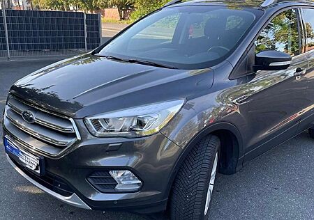 Ford Kuga Diesel 2.0 TDCi 2x4 Titanium