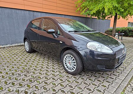 Fiat Grande Punto 1.2 8V Dynamic 1.Hand-Klima-Tüv Neue