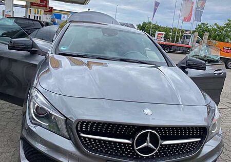 Mercedes-Benz CLA 220 CDI 7G-DCT