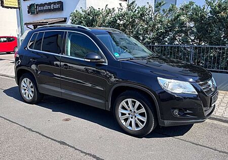 VW Tiguan Volkswagen Sport & Style 4Motion, Standheizung, Navi