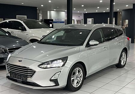 Ford Focus Turnier C&C*AUTOMATIK*KAMERA*AHK*LED*WINTE