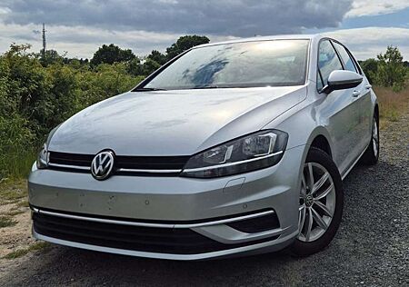 VW Golf Volkswagen 1.0 TSI OPF Comfortline