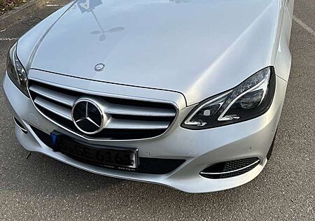 Mercedes-Benz E 300 CGI 4Matic