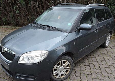 Skoda Fabia Combi 1.6l / Klima
