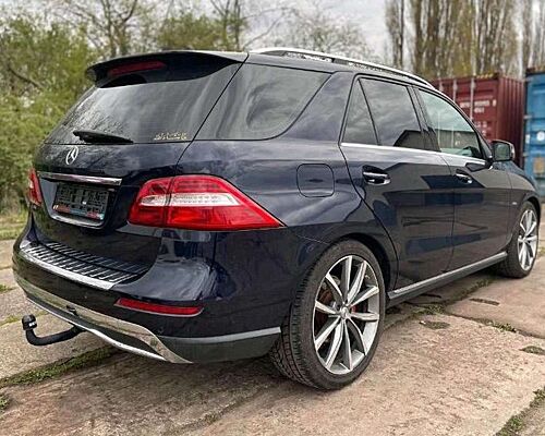 Mercedes-Benz ML 350 ML 350 BlueTEC 4MATIC 7G-TRONIC