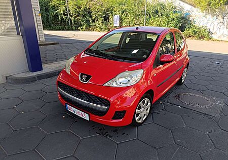 Peugeot 107 Filou erst 87000 TÜV & Kupplung neu Klima