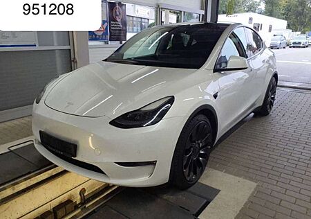 Tesla Model Y Performance Dual 21"Autopilot3 Wärmepump