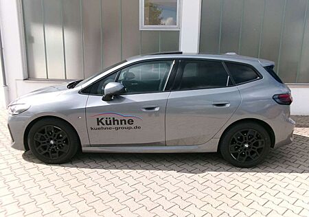 BMW 218d 218 ActiveTour M-Sport,Panorama,AHK,adapt.Fahrw