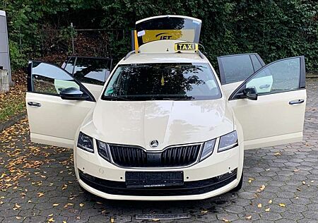 Skoda Octavia gebraucht kaufen Skoda Octavia Combi 1.6 TDI DSG Ambition