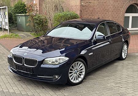 BMW 530 Baureihe 5 Lim/SoftClose/KeylessGo/Leder/Nav