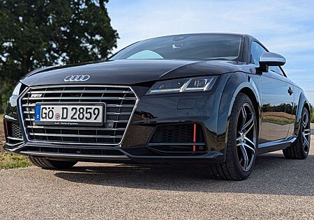 Audi TTS Coupe S tronic