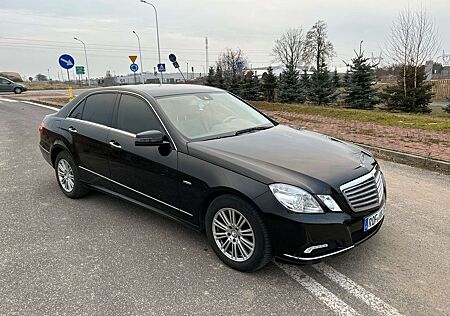 Mercedes-Benz E 350 CGI BlueEFFICIENCY 7G-TRONIC Elegance