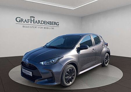 Toyota Yaris 1.5 Dual-VVT-iE A/T Hybrid Business Edition