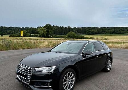 Audi A4 Avant 35 TDI S tronic