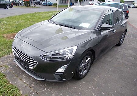 Ford Focus Cool
