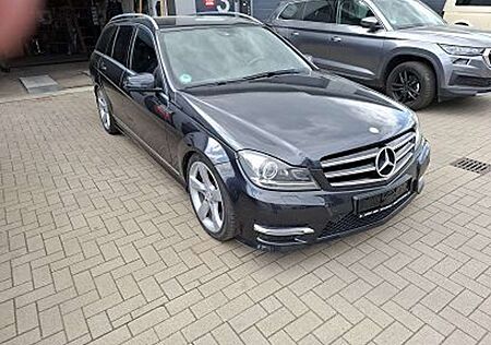 Mercedes-Benz C 220 T Sehr vieles neu siehe Text AMG-Paket