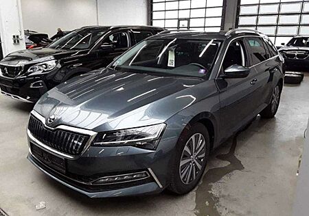 Skoda Superb Combi 1.4 TSI iV Style Pano Navi