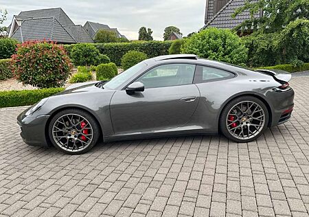 Porsche 992 Carrera S (21"+PDLS+Lenkh.+Klappe+Assisten+Sound