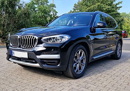 BMW X3 xDrive20d Aut. xLine | Panorama + AHK + LED+...