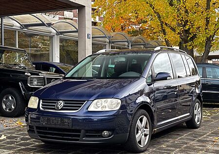 VW Touran gebraucht kaufen VW Touran Volkswagen Highline *TÜV 04/26*2.HAND*SERVICEHEFT*