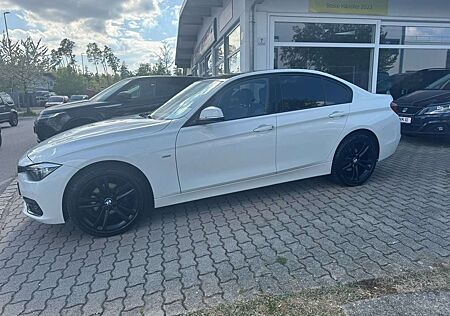 BMW 320 i xDrive Sport Line- Scheckheftgepflegt-