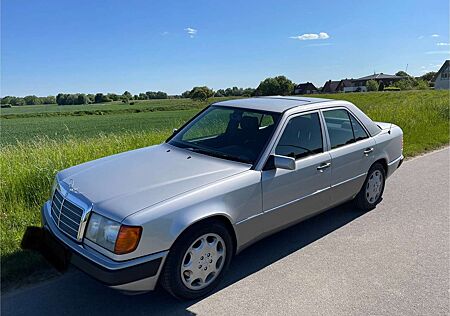 Mercedes-Benz E 400 E 420 4.2 V8 E-Klasse