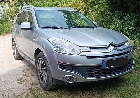 Mitsubishi Outlander 2.2 DI-D 4WD Intense