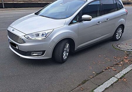 Ford Grand C-Max Titanium