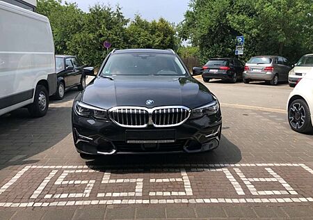 BMW 320 Baureihe 3 Touring d xDrive Luxury Line