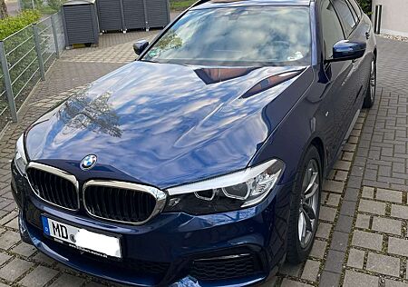 BMW 530 i M Sport Touring, bitte lesen fast Voll. H/K