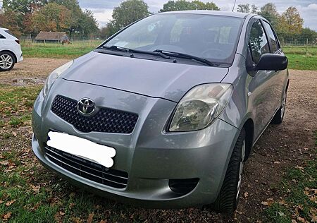 Toyota Yaris gebraucht kaufen Toyota Yaris Typ: XP9F(A) Variante: SCP90(H)