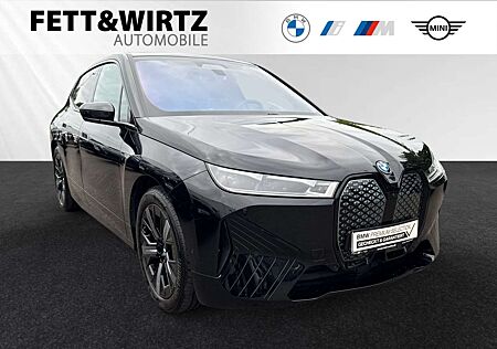 BMW iX xDrive50 Stop&Go|PanoSkyLounge|AHK|H/K