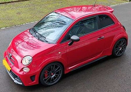 Abarth 695 Biposto Rosso