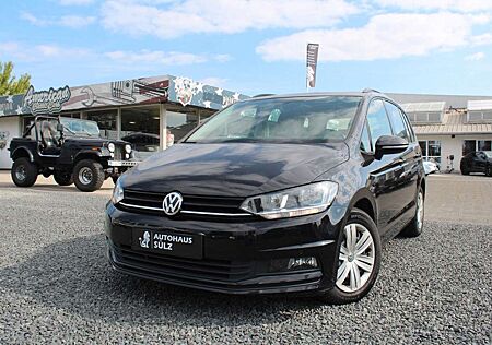 VW Touran Volkswagen 1.5 TSI/Panorama/Navi/AHK