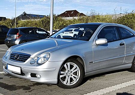 Mercedes-Benz C 200 INDIANAPOLIS Automatik Bi-Xenon Panoramadach