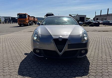 Alfa Romeo Giulietta Super (2016 )